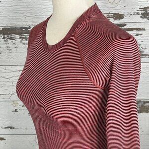 LULULEMON Switfly Tech Long Sleeve Shirt 2.0 Race Length Sz 2 Carnation Red EUC